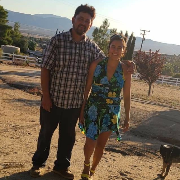 Poshmark - Picture 5 of 8